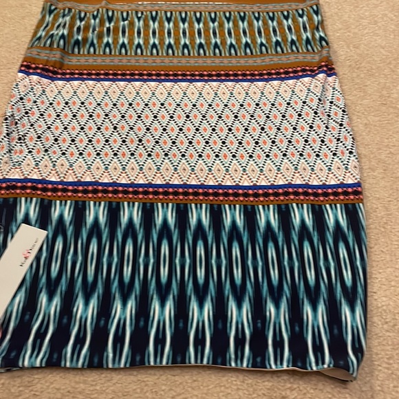 Kelly and Diane size 14 - Picture 5 of 5